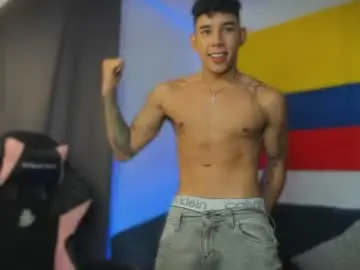 Chaturbate Sex Chat of andrew_twink18