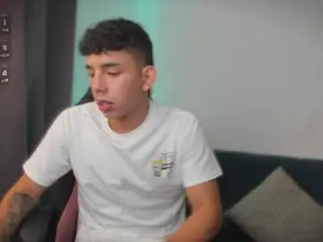 Chaturbate Best Webcam of andrew_twink18