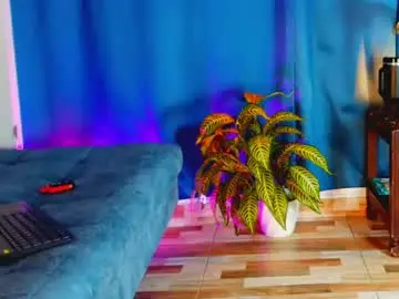 Chaturbate Live Sex Cam of jade_brunnette