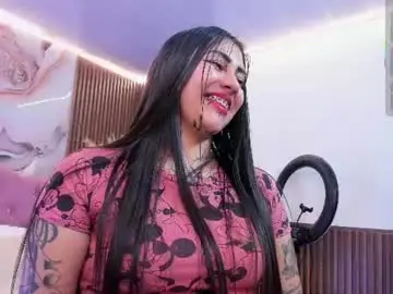 Chaturbate Live Sex of kiara_tay