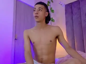 Chaturbate Nude Webcam of liam_mercurio
