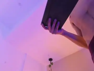 Chaturbate Live Sex Cam of liam_mercurio