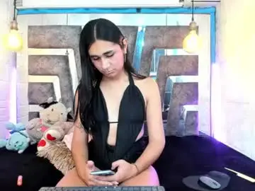 Chaturbate Live Sex Cam of mahiara_hot