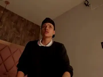 Chaturbate Best live sex cam show of megan_and_clohe