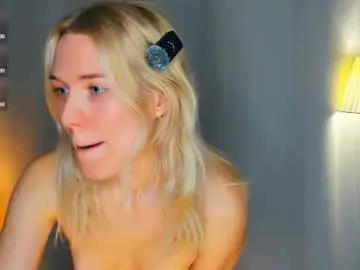 Chaturbate Live Porn of myviolet_rush