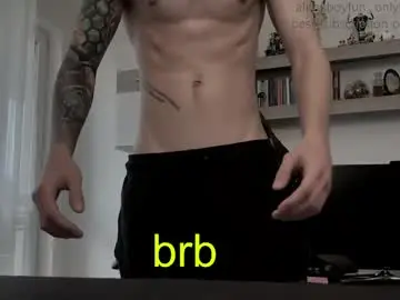 Chaturbate Live Sex Cam of alphaboyfun