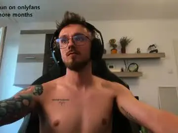 Chaturbate Watch Live Sex Cams of alphaboyfun
