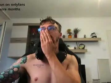 Chaturbate Adult Webcam of alphaboyfun