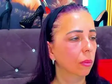 Chaturbate Best live sex cam show of laurasinfull