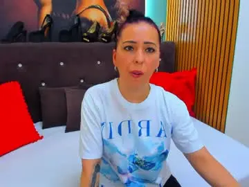 Chaturbate Best live sex cam show of laurasinfull