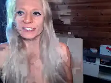 Chaturbate Watch Live Sex Cams of lamadrina006