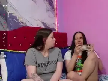 Chaturbate Live Sex Cam of barbaraylola10