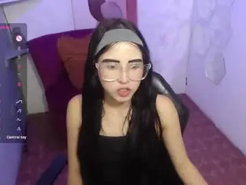 Chaturbate Sex Cam of melodi_velasquez