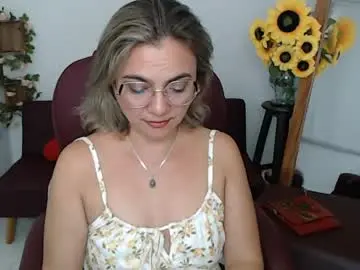 Chaturbate Live Sex Cam of rebeca_milf