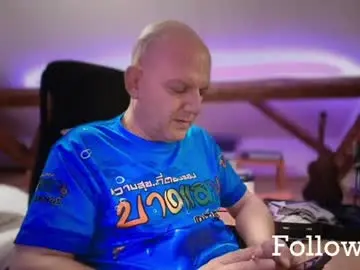 Chaturbate Live Porn of tritonspace