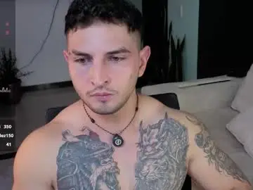 Chaturbate Live Sex Cam of angeloferro1