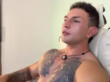 Chaturbate Best live sex cam show of angeloferro1
