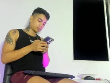 Chaturbate Watch Live Sex Cams of dantedoll