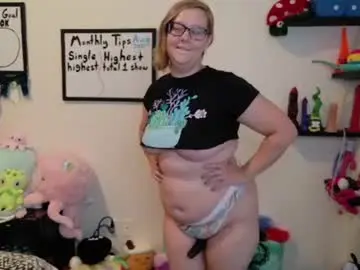 Chaturbate Live Sex Cam of ten_tickle_pixie