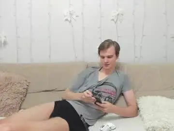 Chaturbate Best live sex cam show of yueslang