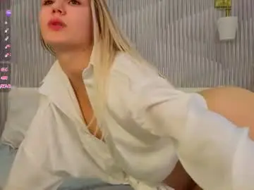 Chaturbate Nude Webcam of angelina_becker
