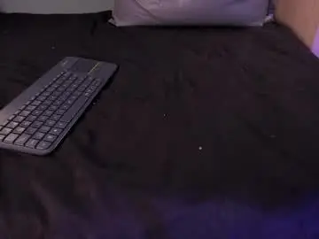 Chaturbate Live Sex Cam of kataleyavelvet