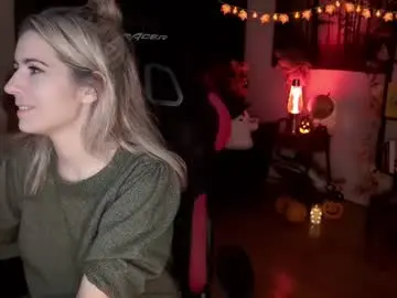 Chaturbate Sex Cam of kimilee22