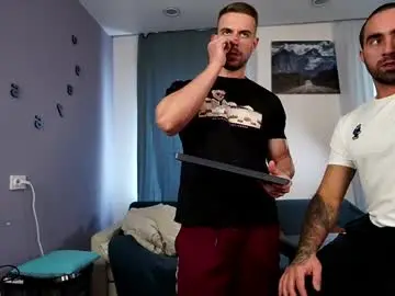 Chaturbate Live Sex Cam of muscularfriend