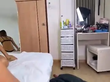 Chaturbate Live Sex Cam of lovelythaiangel