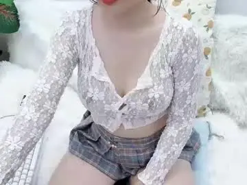 Chaturbate Sex Cam of lyly_sweet97