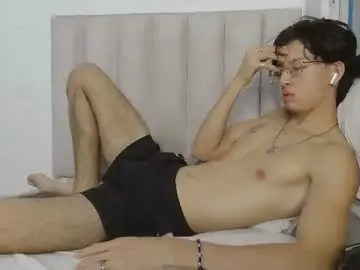 Chaturbate Live Sex Cam of manu_vera8