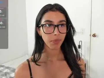 Chaturbate Best live sex cam show of mazikeen_18