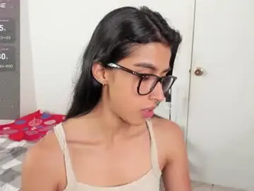 Chaturbate Best live sex cam show of mazikeen_18