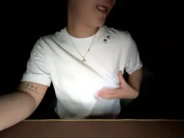 Chaturbate Adult Video Chat of sophiaandress