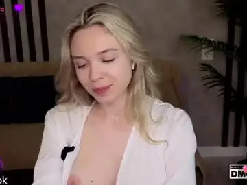 Chaturbate Live Porn of holl1would