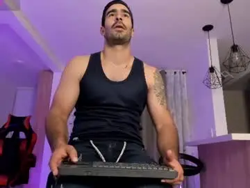 Chaturbate Sex Cam of tbastian