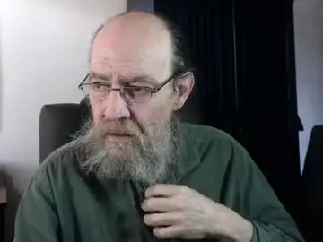 Chaturbate Live Porn of uncle_hottiecb