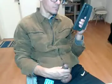 Chaturbate Live Sex Cam of guachin_new