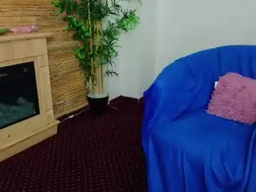 Chaturbate Live Sex Cam of diamondmilff