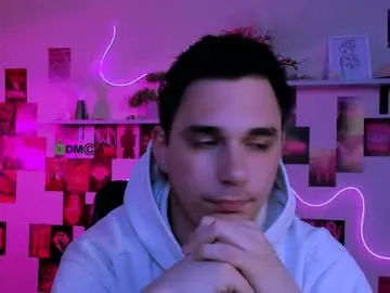 Chaturbate Free Porn Cam of thomas_crow