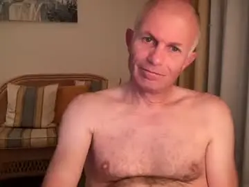 Chaturbate Live Sex Cam of briantimes