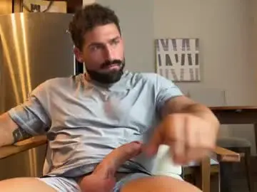 Chaturbate Live Sex Cam of damnimhandsome25