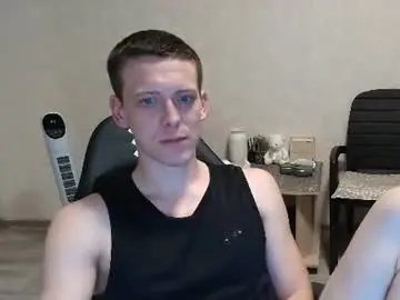 Chaturbate Live Sex Cam of mikimaus0101