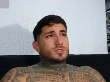 Chaturbate Sex Chat of twonaugthy77