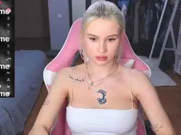 Chaturbate Live Sex Cam of barbieee_doll