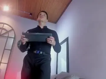 Chaturbate Free Live Porn of dustin_sonne