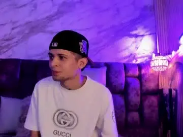 Chaturbate Nude Webcam of kendalltaylorr