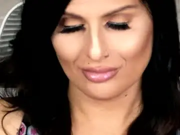 Chaturbate Live Sex Cam of kxaxmichelle