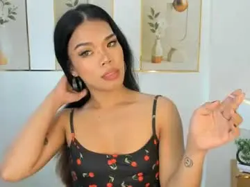 Chaturbate Best live sex cam show of lucyvane