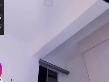 Chaturbate Watch Live Sex Cams of derekolsen_